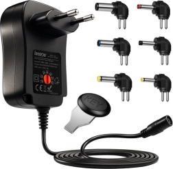 Universaalne Izoxis 30W adapter USB ja vahetatavate otsikutega