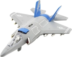 Plastikust hävitaja efektidega lastele