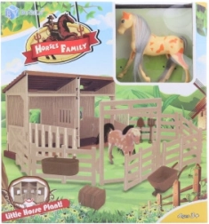 Kokkupandav plastist hobusetall figuuriga