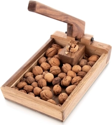 Puidust pähklipureja 25 × 18 × 10 cm