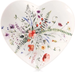 Porcelain heart-shaped dessert plate Maki 17.5 × 17 cm
