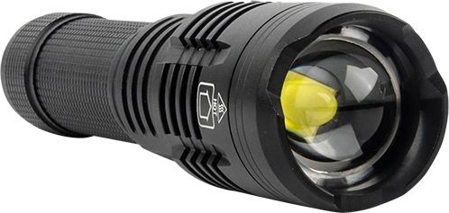 Power 1400 lm and P70 LED for strong throw