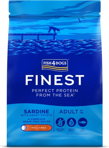 Fish4Dogs Finest dry food for adult dogs of small breeds with sardines and sweet potatoes 1.5 kg