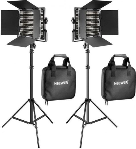 Neewer 660 kahevärviliste LED-paneelide komplekt 40 W (3200–5600 K) koos statiivide ja varndooridega
