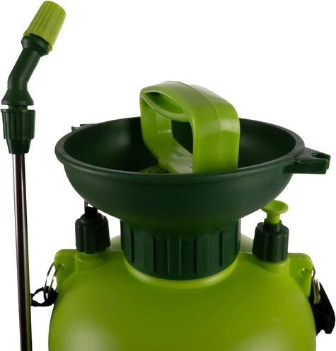 5-liter capacity and easy filling