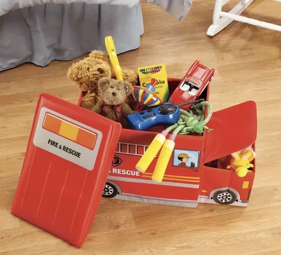 Large capacity for toys and books