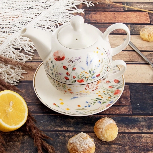 Lihtne hooldus ja praktiline kaas