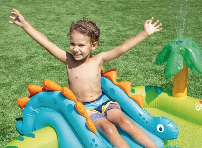 Slide with a soft landing