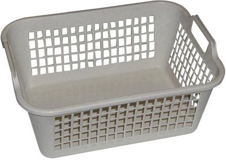 Plastkorv käepidemetega 32 × 24 × 13 cm, võrkdisainiga, värvivalik