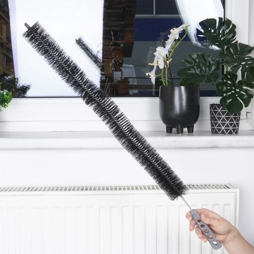 Ergonomic handle for comfortable cleaning