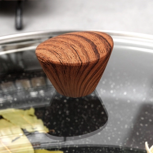 Mugav puiduilmelise nupuga haare ja auru väljalase