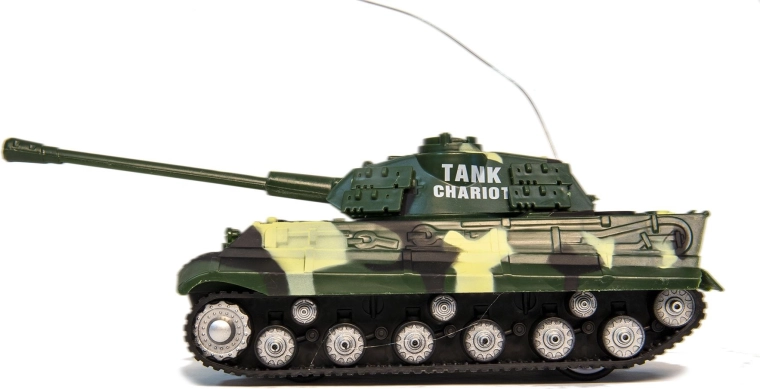 Pöörlev torn koos kahuriga