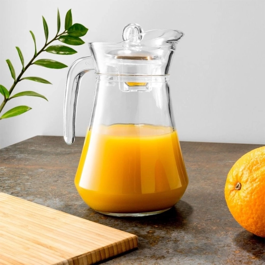 Elegantne klaas igale lauale