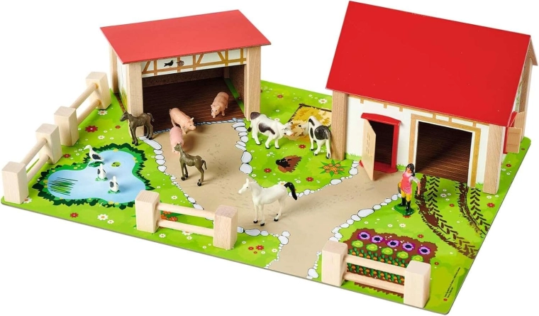 Realistlik puidust talu lõputuks mänguks