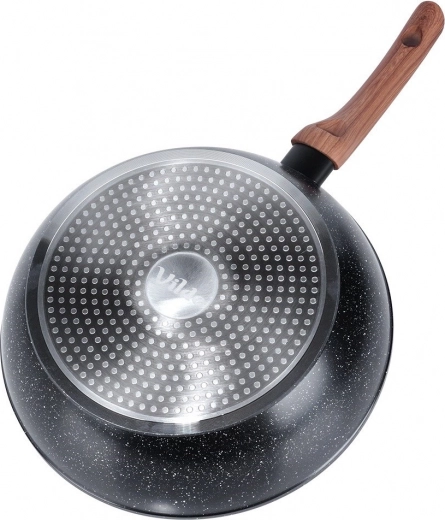 Ühildub kõigi pliiditüüpidega, sh induktsioon