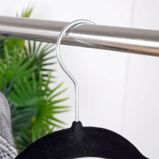 Libisemisvastane samet kaitseb rõivaid