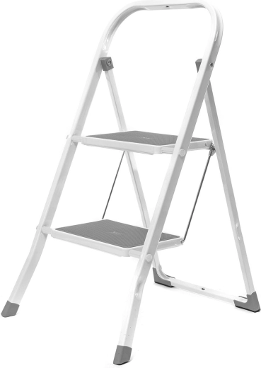 2 libisemiskindla astmega metallist treppredel
