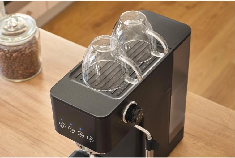 Steam wand and cup warming