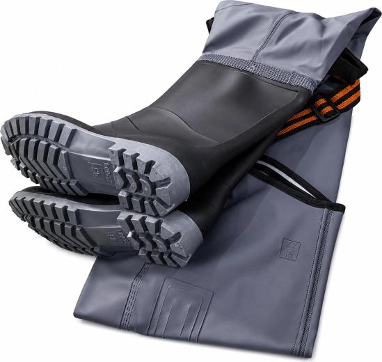 Boots with deep tread for a secure step