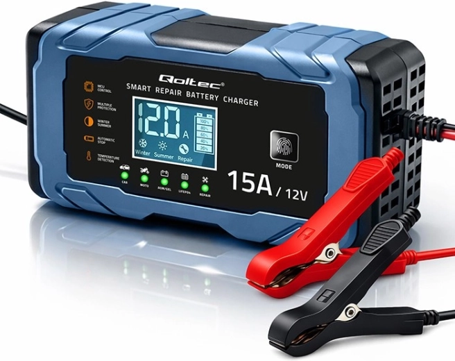 Qoltec intelligentne autoaku laadija 12 V 15 A remondifunktsiooniga AGM/GEL/LiFePO4 jaoks
