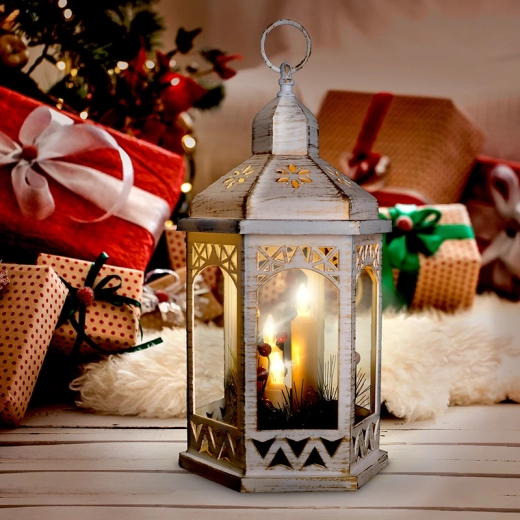 Warm white light for festive comfort