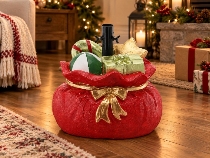 Striking addition to festive decorations