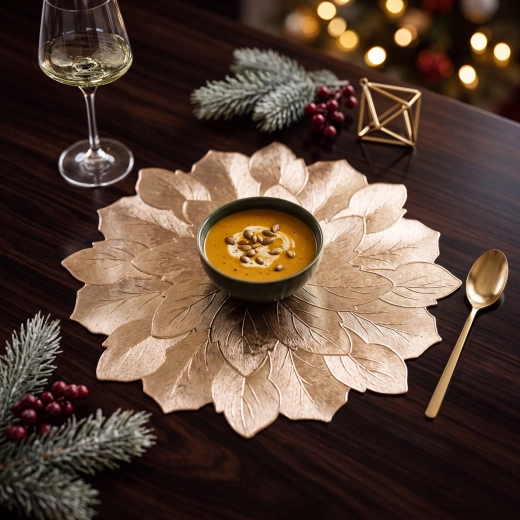 Flower-Shaped Placemat with a Metallic Effect – Gold