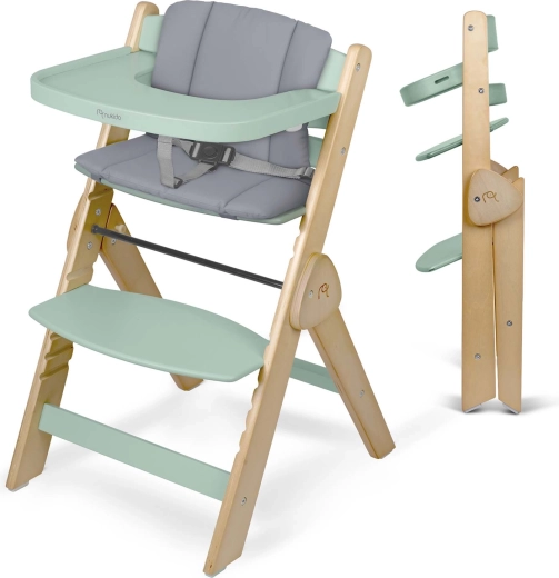 Foldable wooden construction saves space