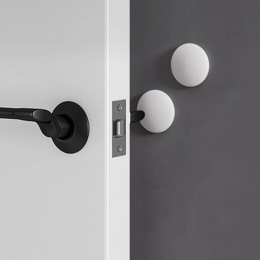Instant installation without drilling