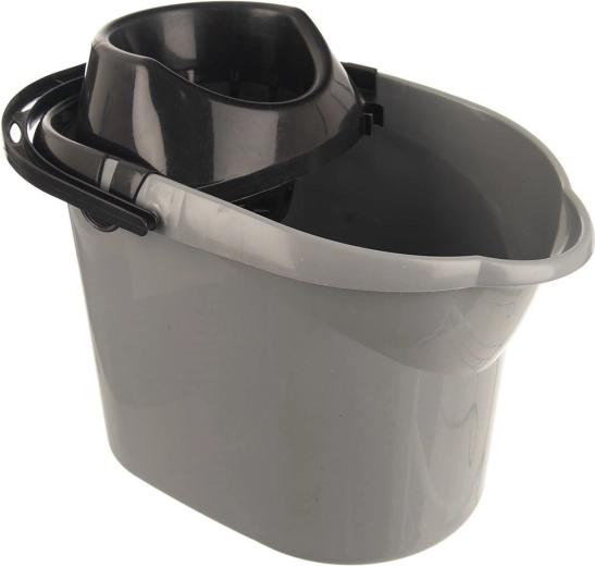 Eemaldatav väljaväänaja kuivema mopi jaoks