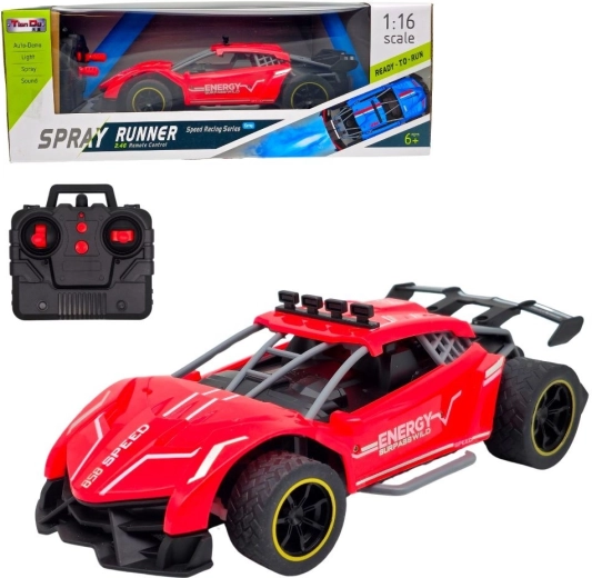 Punane sportlik RC võidusõiduauto suitsuefektiga