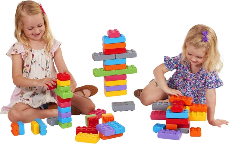 Loovad ehitised erksates värvides