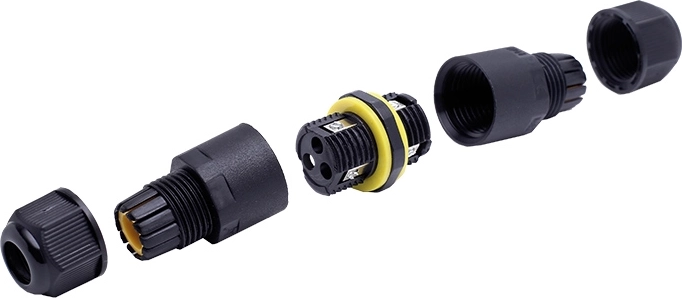Compact screw construction