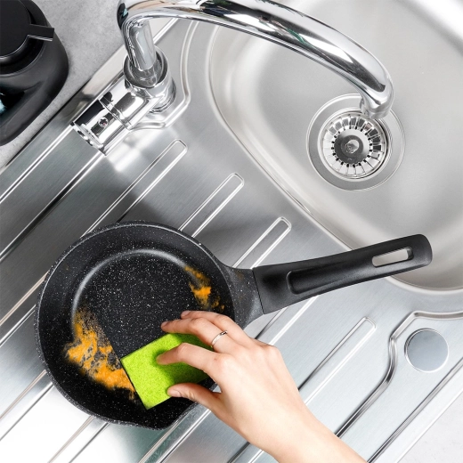 Mittenakkuv graniitpind PFLUON GRANIT