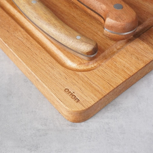 Akaatsiapuit mugavuseks ja stiiliks