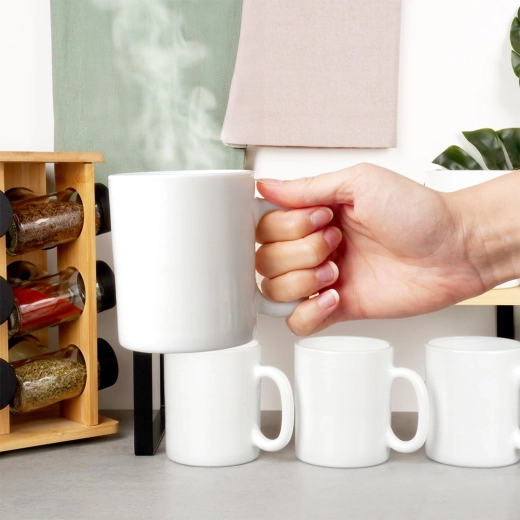Dishwasher- and microwave-safe