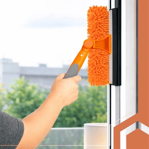 180° rotating head for easy cleaning of corners and edges