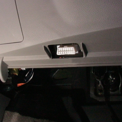 Plug & play OBD2 pesasse