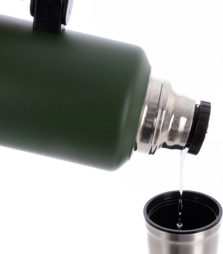 Convenient spill-free pouring