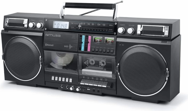 Boombox M-380 GB must