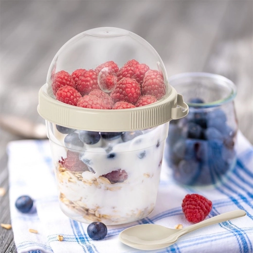 Two-tier design for crunchy toppings