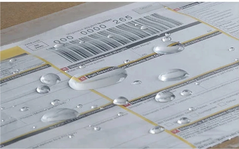 Protection against moisture and dirt