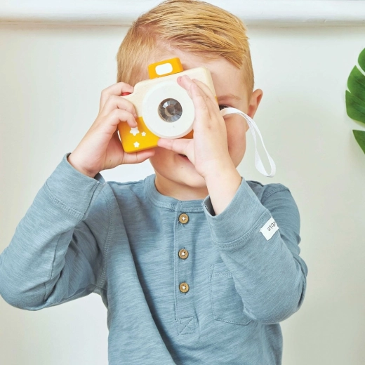 Mäng väikese fotograafina