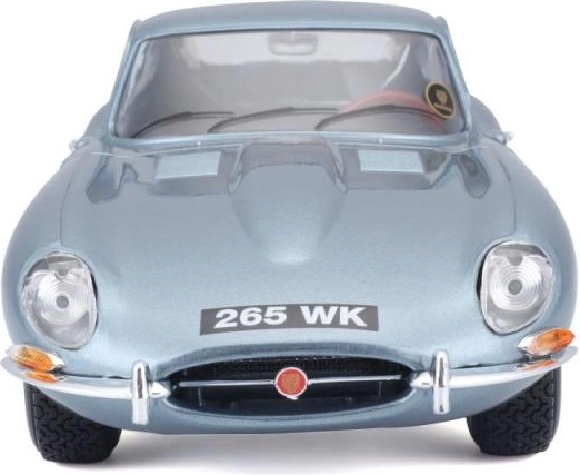 Atraktiivne hõbedasinine metallik