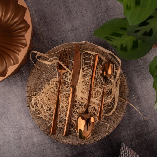 Täielik komplekt kuuele inimesele
