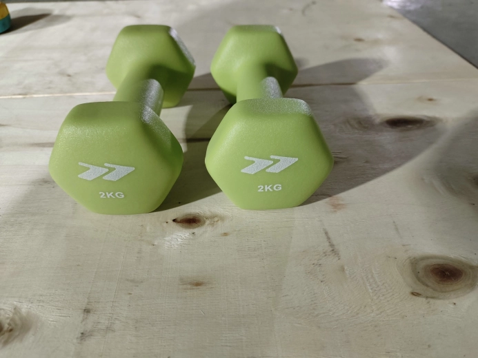 Neopreenkattega hantlid EasyLift 2 kg (2 tk)