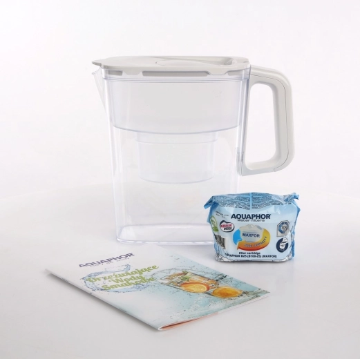 Kompaktne filtrikann 2,4 l filtrikassetiga B100-25, valge