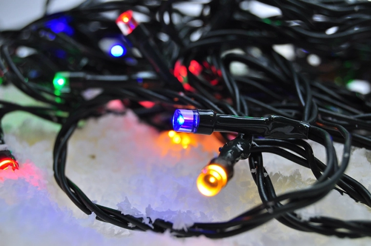 Solighti mitmevärviline LED-jõulukett 200 LED-iga