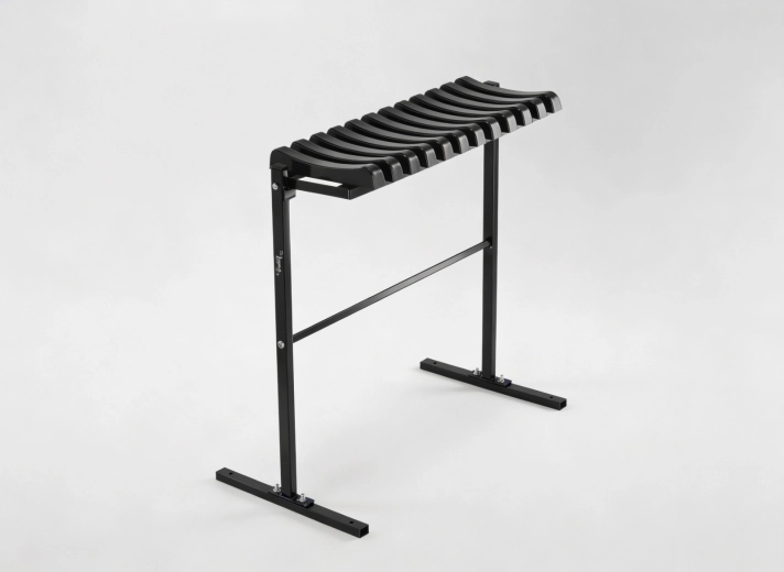 Kokkupandav kalmistupink 68 cm alusega – must