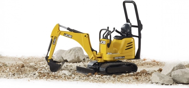 Tracked undercarriage and durable design